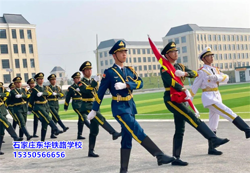 石家莊東華鐵路學(xué)校管的嚴(yán)嗎？可以隨便出入學(xué)校嗎？