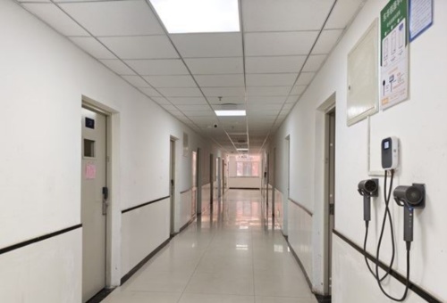 石家莊東華鐵路學(xué)校宿舍能洗澡嗎？